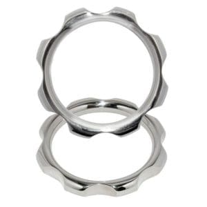 BDSM / anneaux péniens en métal